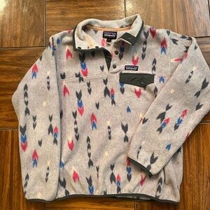 Pantagonia Lightweight Arrow Synchilla Snap-T Pullover